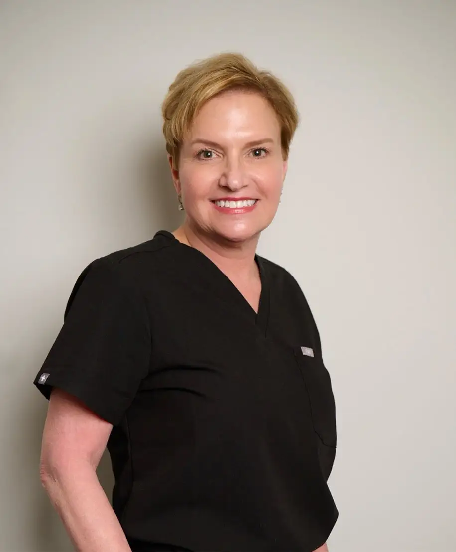 Portrait image of Donna